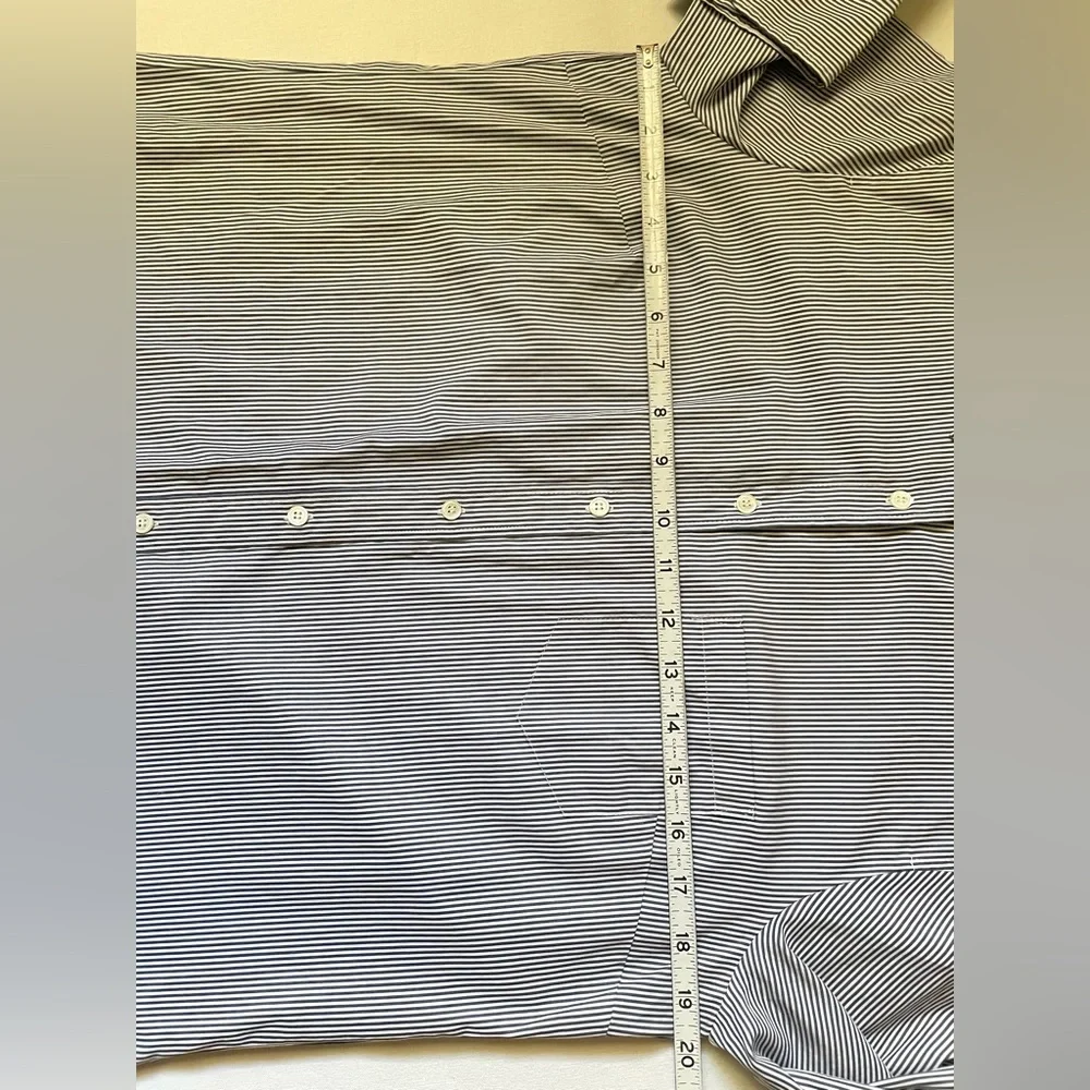 J.Crew women gray striped long sleeve button down shirt